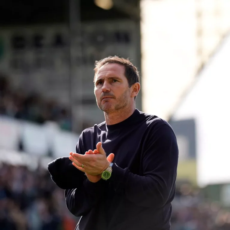 0_Plymouth-Argyle-v-Coventry-City-Sky-Bet-Championship-Home-Park