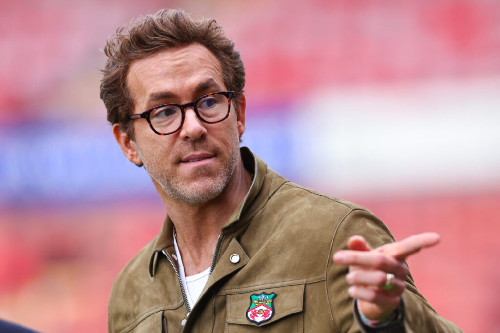 Wrexham AFC v Charlton Athletic FC - Sky Bet League One
