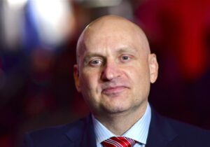 Red-Wings-Coach-Hockey-5