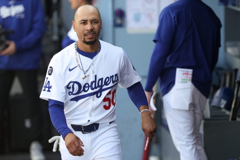 MLB: Chicago Cubs at Los Angeles Dodgers