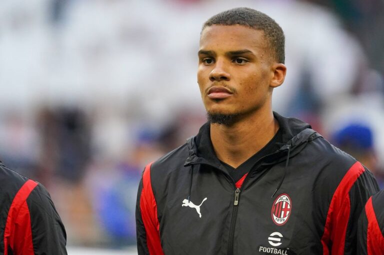 0_AC-Milan-v-Newcastle-United-FC-Group-F-UEFA-Champions-League-202324