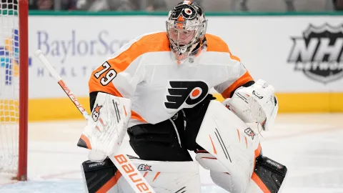 Carter Hart 060623.jpg