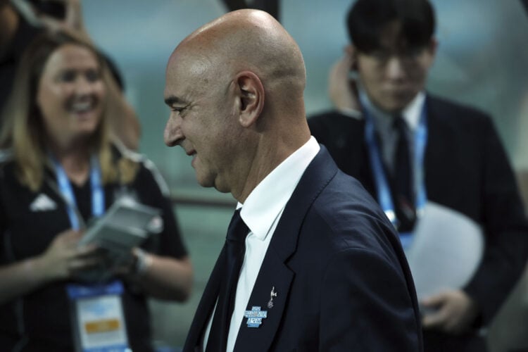 daniel-levy-211-750x500
