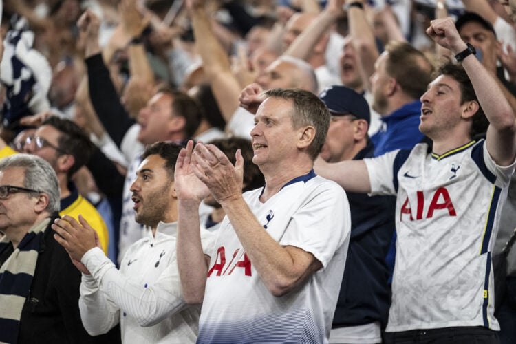 fans-spurs-750x500
